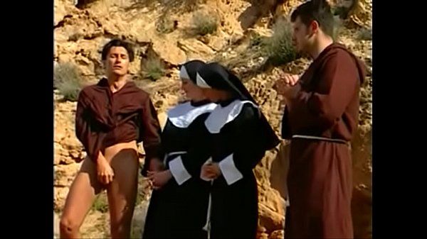 Братство развратных порно монашек